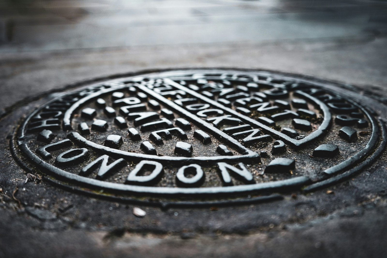 man hole metal cover